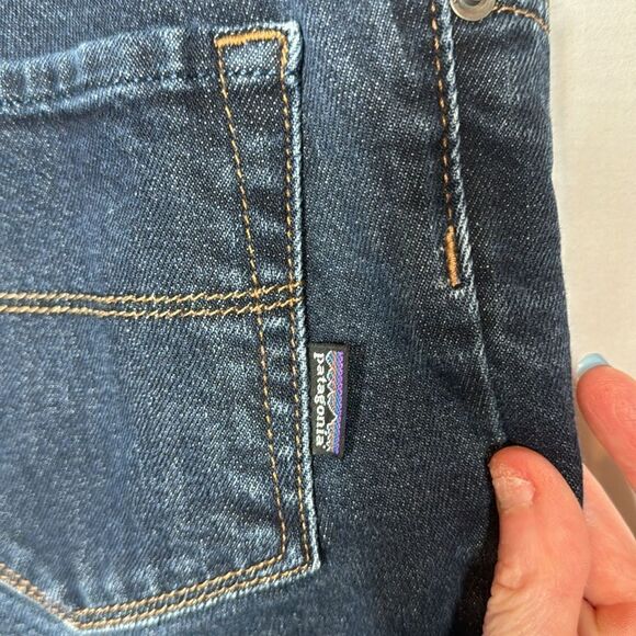 Patagonia Women’s Mid Rise Denim Jeans. Size 27. - Picture 8 of 8